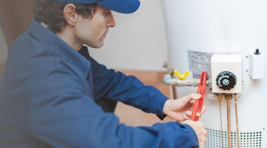 Expert burst pipe repair services in Cypress, IL